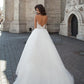 A line Long Sleeve Tulle White Lace Appliques Wedding Dresses Long Wedding Gowns