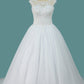 Scoop Tulle Ball Gown Wedding Dresses With Applique Court Train