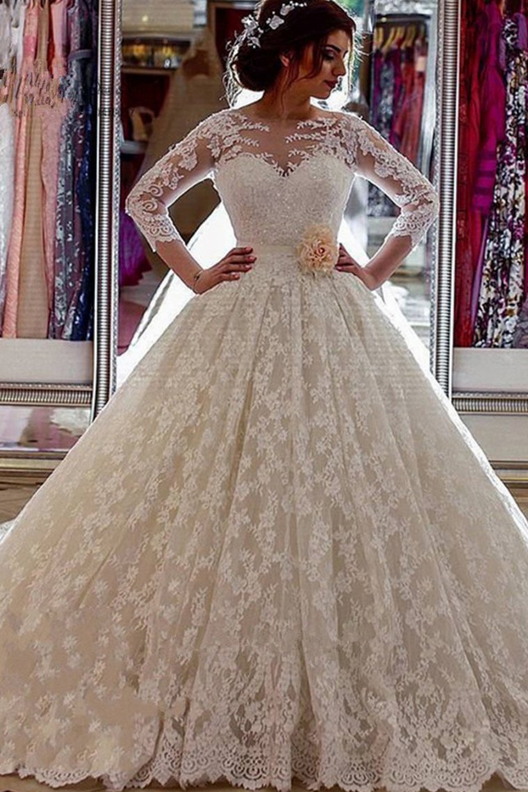 Ball Gown Scoop 3/4 Length Sleeves Wedding Dresses Lace With Applique