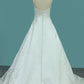 2024 A Line Satin Sweetheart Wedding Dresses With Applique And Beads