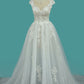 A Line Off The Shoulder Tulle Wedding Dresses With Applique