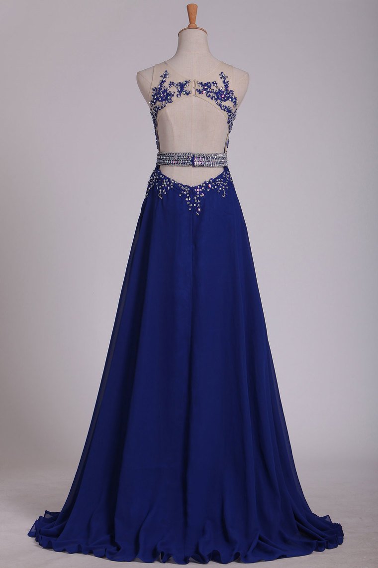2024 Scoop Prom Dresses A Line With Applique & Beads Sweep Train Chiffon