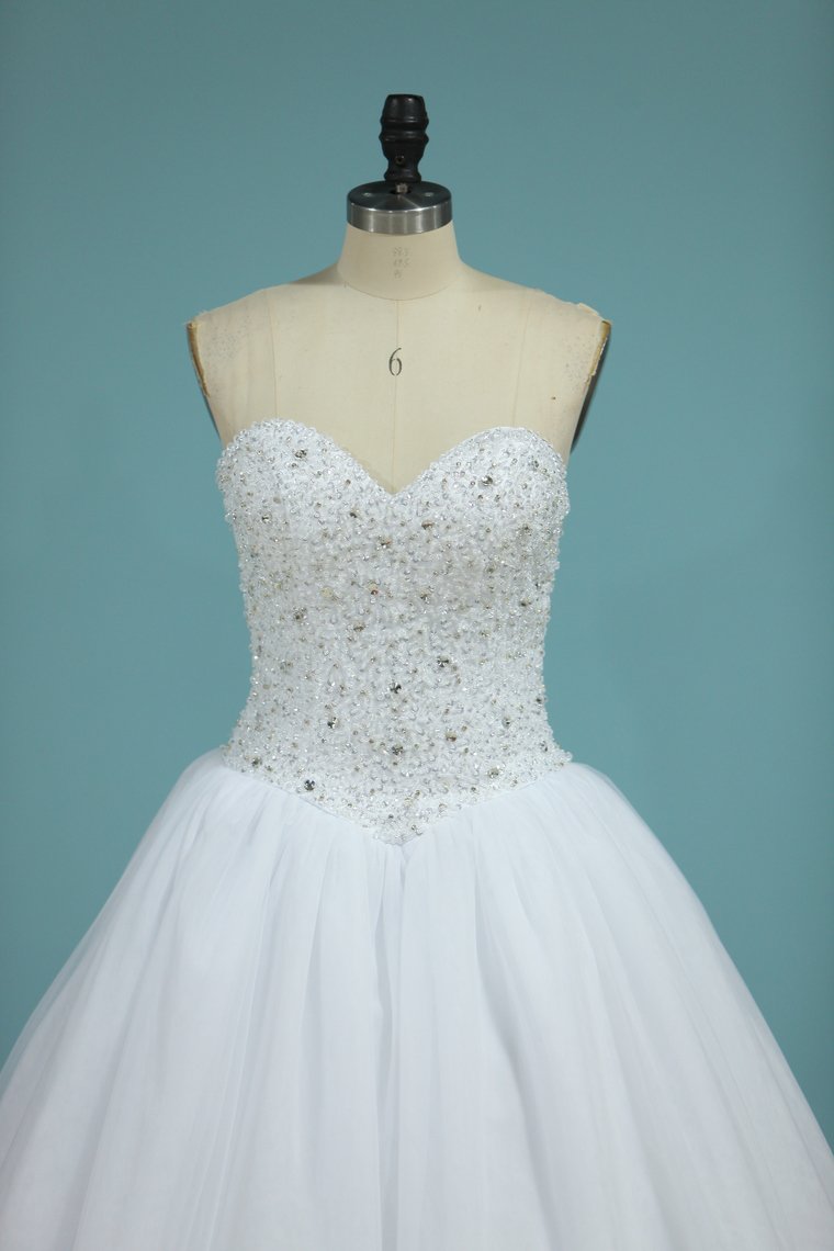 2024 Sweetheart Bridal Dresses Ball Gown Tulle White Zipper Back Floor-Length