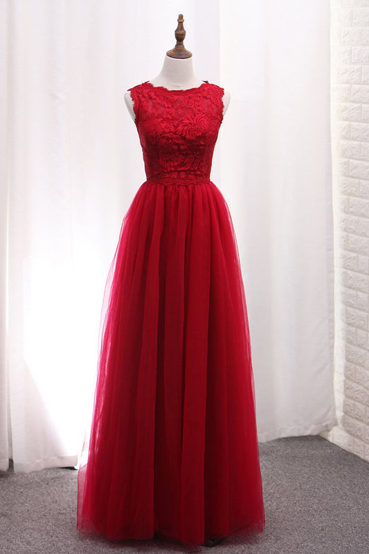 2022 A Line Bridesmaid Dresses Scoop Tulle With Applique Floor Length