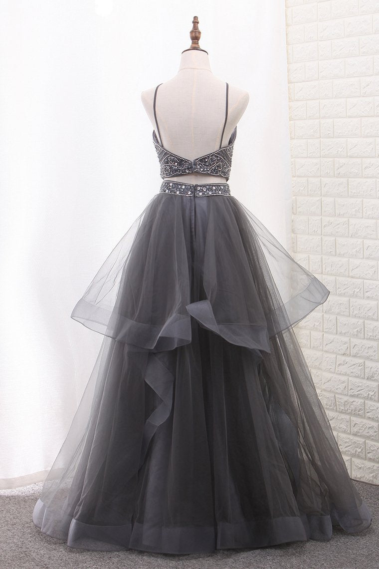 A Line Tulle Spaghetti Straps Two-Piece Prom Dresses With Beads