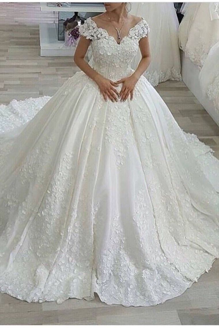 2024 Luxury Wedding Dress A-Line Lace Off-The-Shoulder Chapel Train