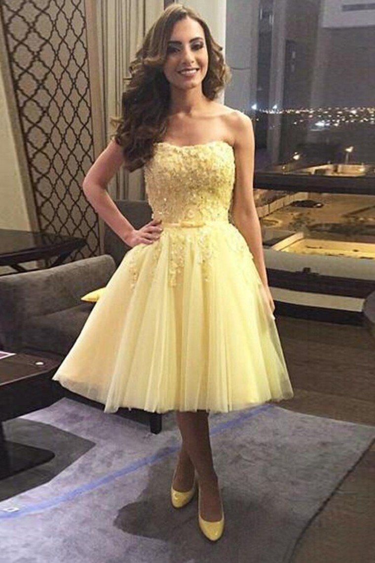 Strapless Homecoming Dresses Knee Length Tulle With Applique