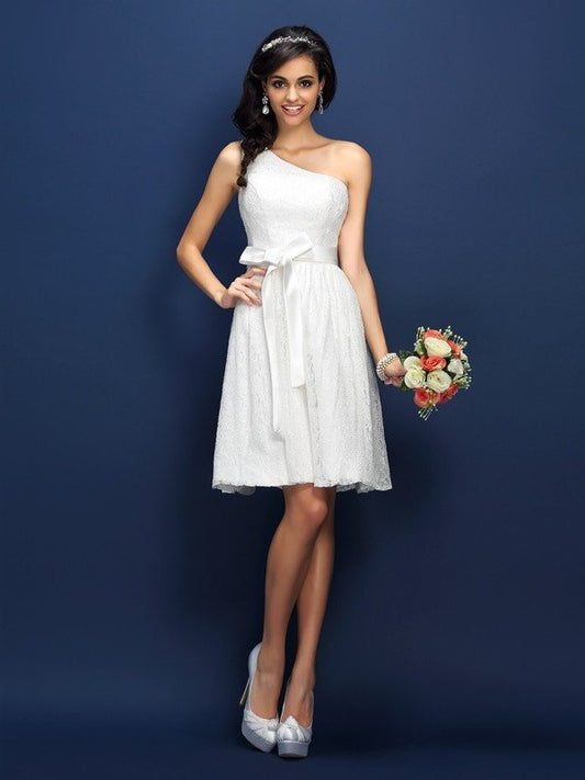 A-Line/Princess One-Shoulder Lace Sleeveless Short Lace Bridesmaid Dresses DEP0005755