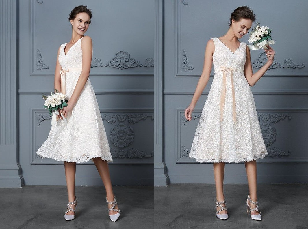 A-Line/Princess V-neck Sleeveless Knee-Length Lace Bowknot Wedding Dresses DEP0006531