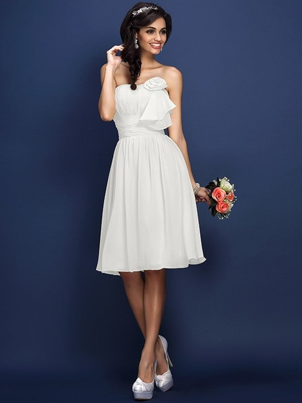 A-Line/Princess Strapless Hand-Made Flower Pleats Sleeveless Short Chiffon Bridesmaid Dresses DEP0005664