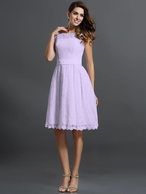 A-Line/Princess Scoop Sleeveless Short Lace Bridesmaid Dresses DEP0005269