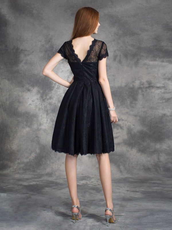 A-line/Princess Jewel Lace Short Sleeves Short Lace Dresses DEP0002731