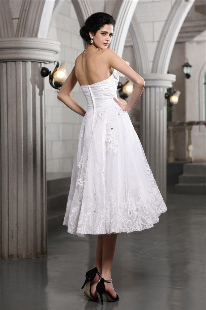 A-Line/Princess Sweetheart Sleeveless Beading Applique Short Taffeta Wedding Dresses DEP0006732