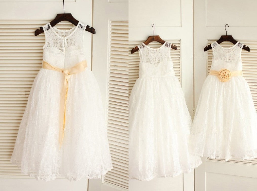A-line/Princess Scoop Sleeveless Sash/Ribbon/Belt Long Lace Dresses DEP0007577
