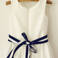 A-Line/Princess Taffeta Sash/Ribbon/Belt Sleeveless Scoop Knee-Length Flower Girl Dresses DEP0007927
